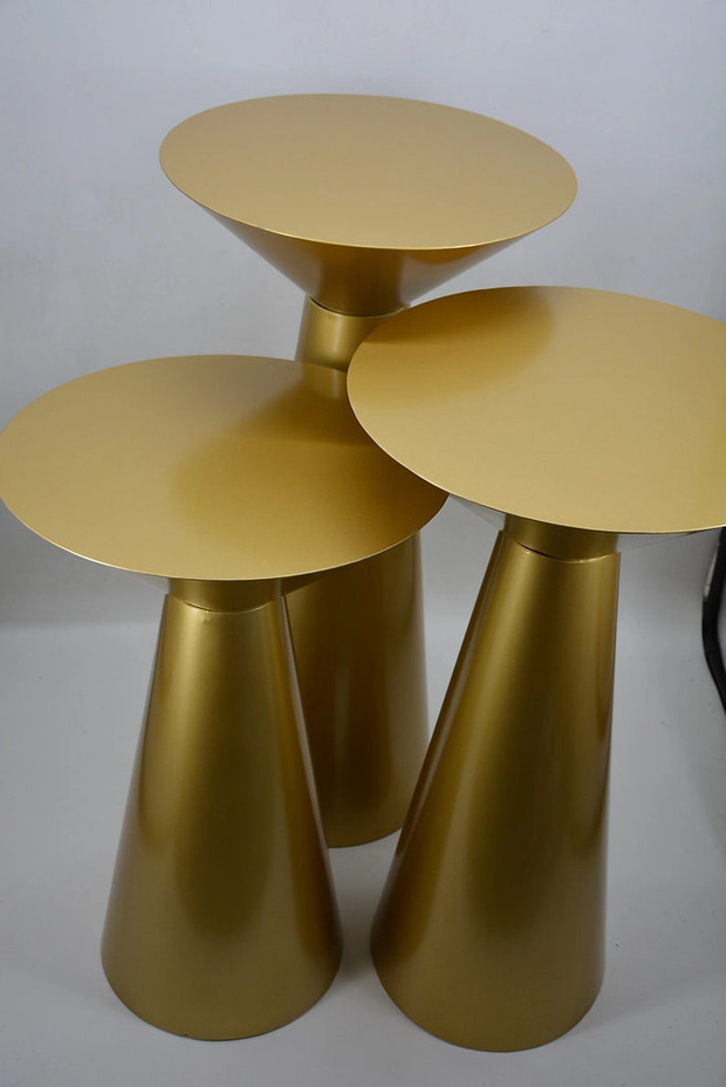 Metal Gold Plated Pedestals